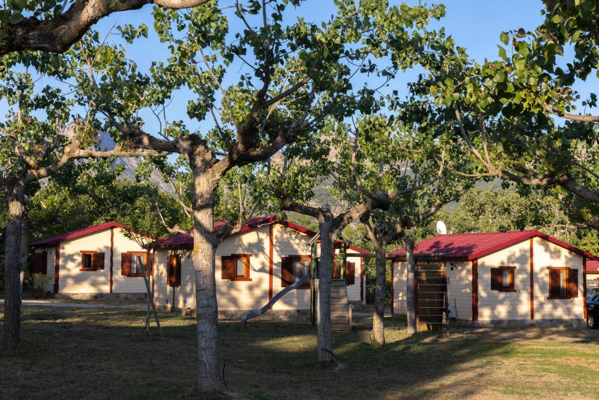 Bungalowpark Isabena La Puebla de Roda Eksteriør bilde