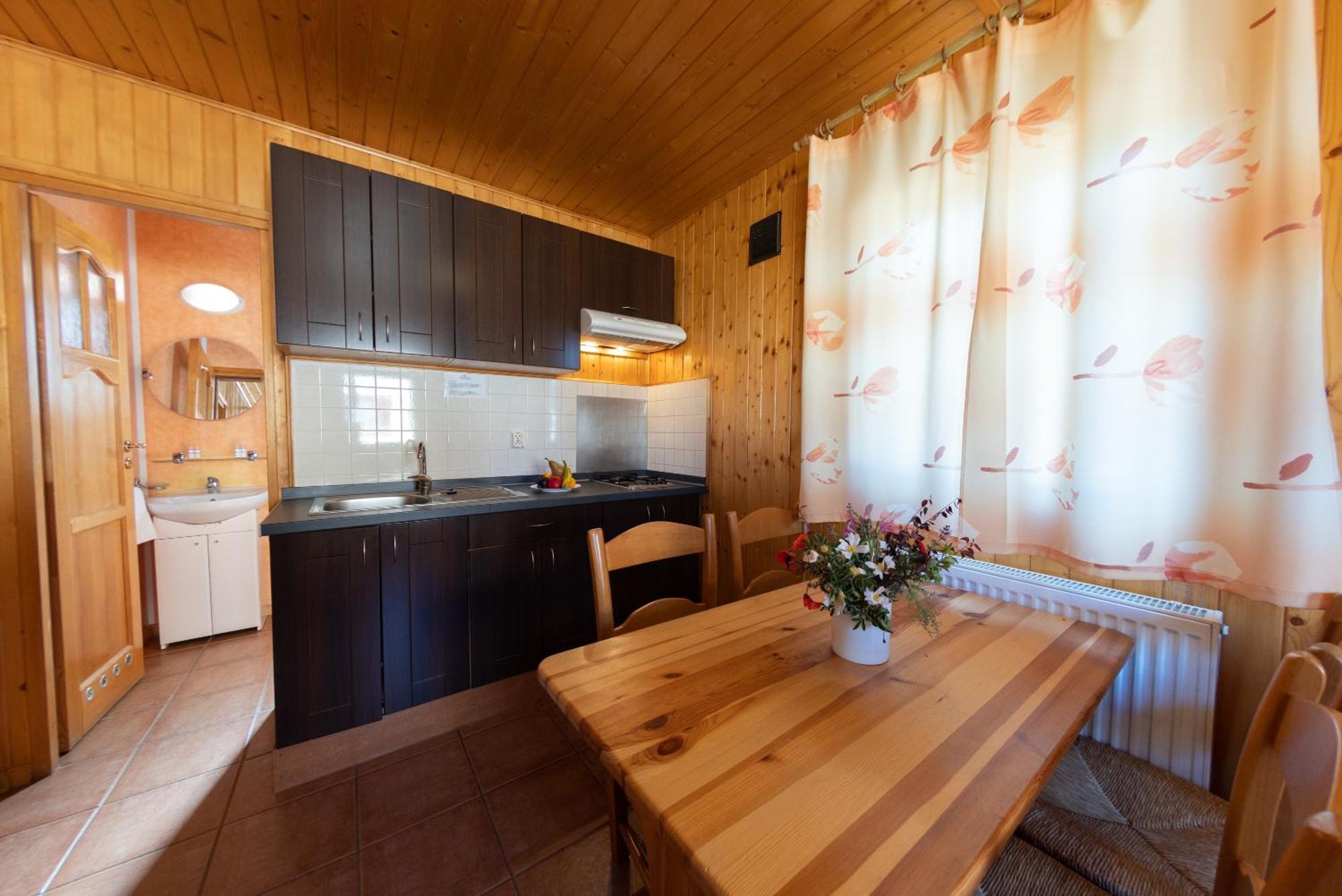 Bungalowpark Isabena La Puebla de Roda Eksteriør bilde